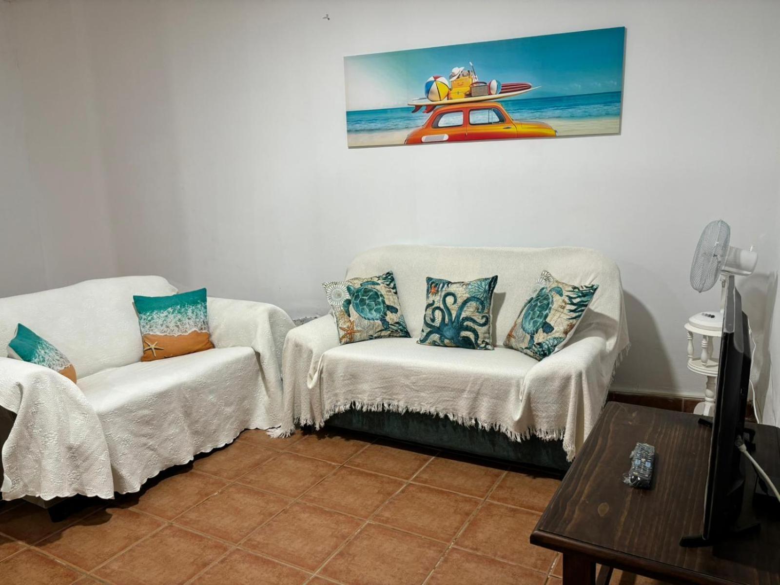 Habitacion En Un Bajo 2 Camas Individual Casa Compartida Abades  Kültér fotó
